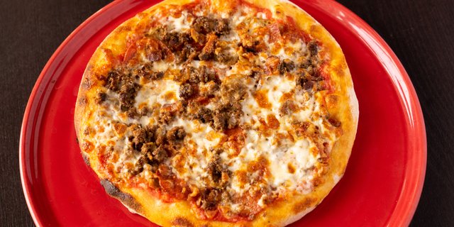 Carnivore Pizza