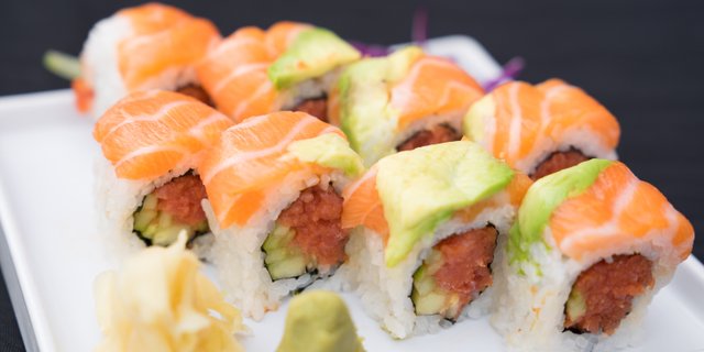 Samurai Salmon Roll