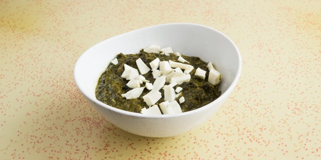 Saag Paneer (Cheese & Spinach)