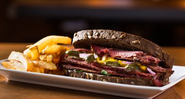 Christie's Deli