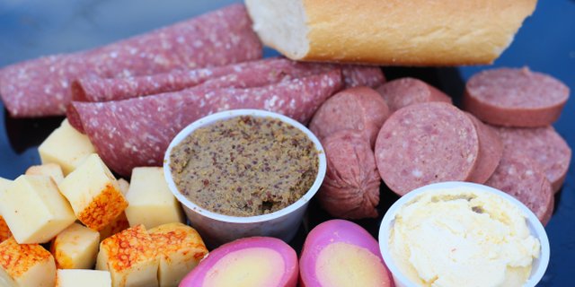 PA Dutch Family Tray
