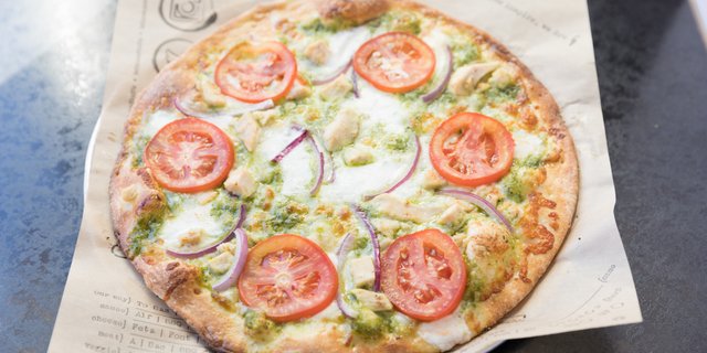 Pesto Chicken Pizza