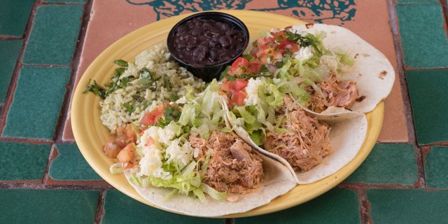 Pulled Pollo Tacos