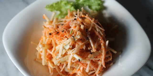 Spicy Kani Salad