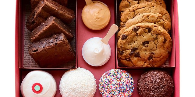 Bake Box (12 ct.)