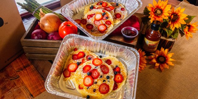 Fresh Mixed Berry Pancakes