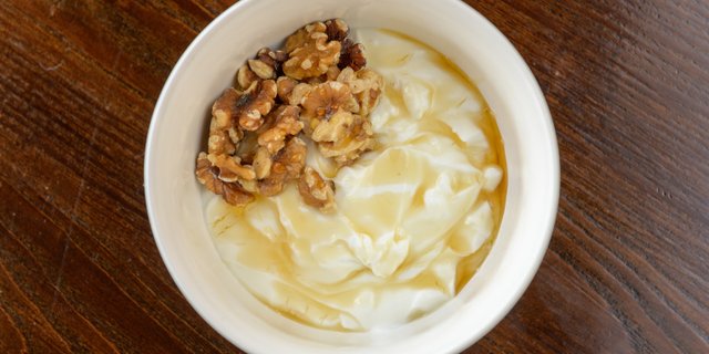 Greek Yogurt & Honey