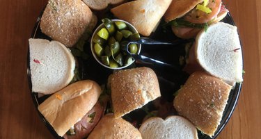 Knickerbockers Deli