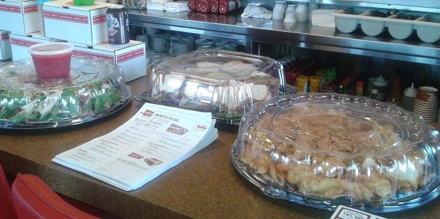 Mort's Deli