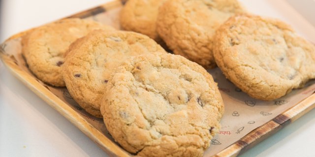 Cardamom Chocolate Chip Cookie
