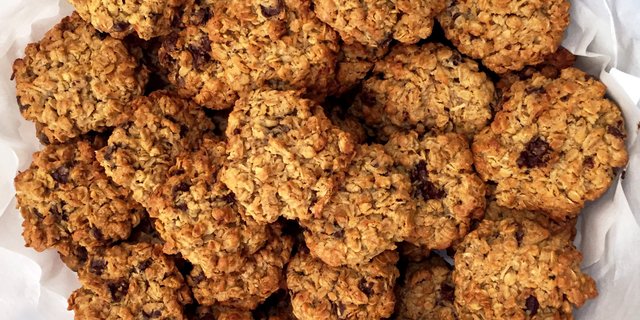 Mollie's Favorite Chocolate Chip Cookie Platter