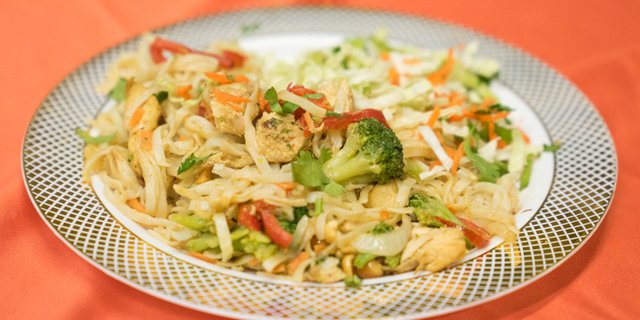Chicken Pad Thai