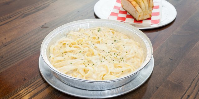 Fettuccine Alfredo
