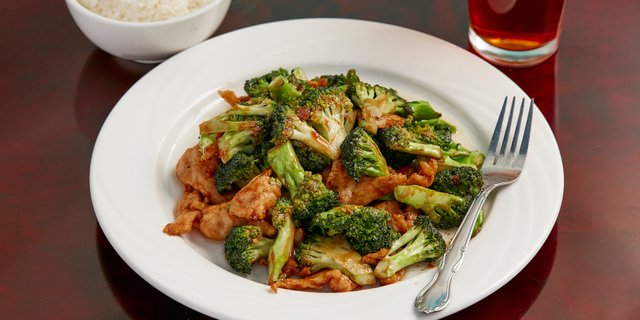 Chicken w/ Broccoli