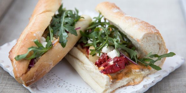 Artichoke Heart & Hummus Sandwich