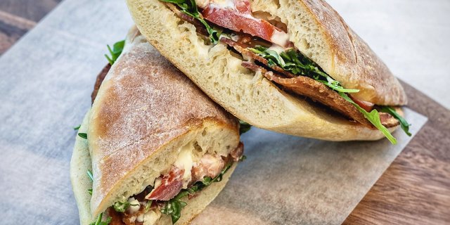 Amici's BLT Sandwich