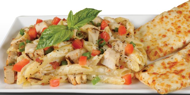 Penne Pollo Rustico