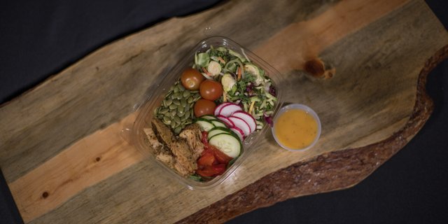 Vegan Veggie Power Blend Salad Box