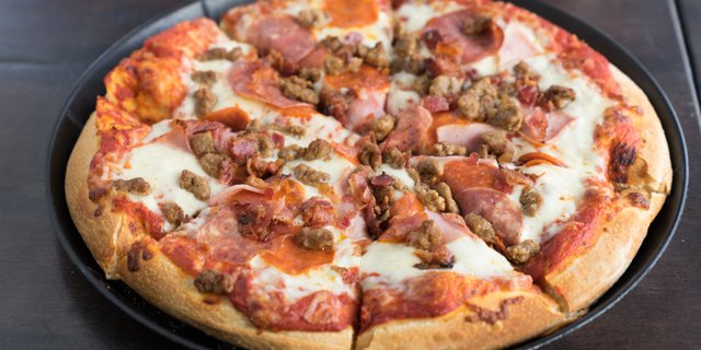 The Sabercat Pizza
