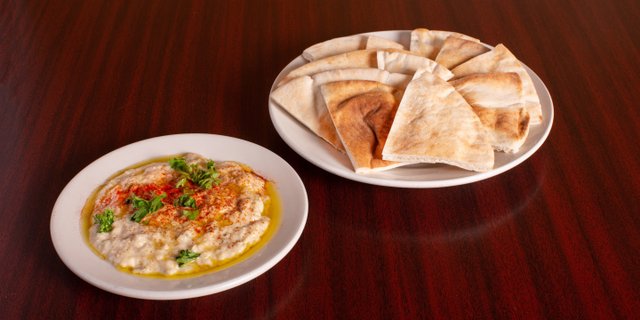Baba Ghanouj w/ Pita
