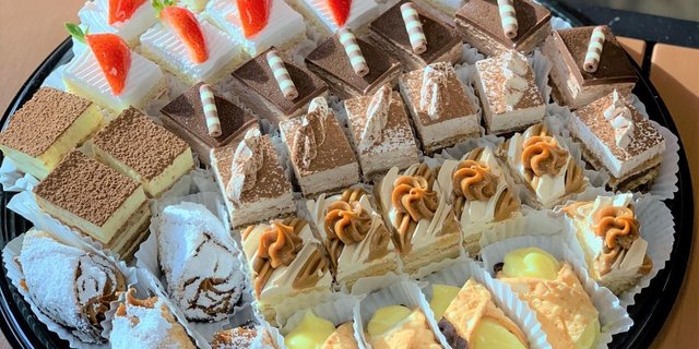 Assorted Dessert Tray