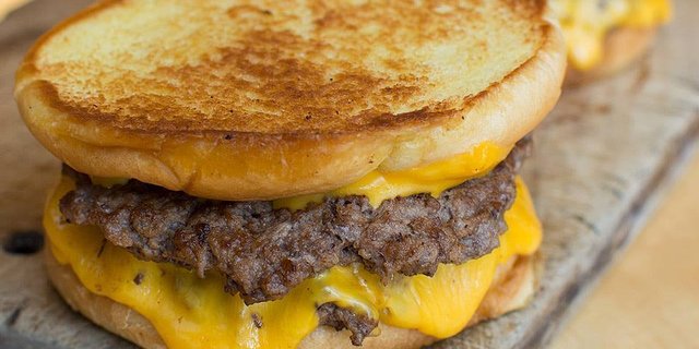 Cheesy Burger