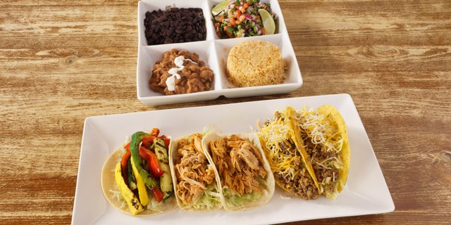 Viva Chef's Signature Taco Bar