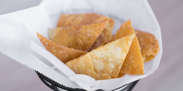 Cinnamon Buñuelos