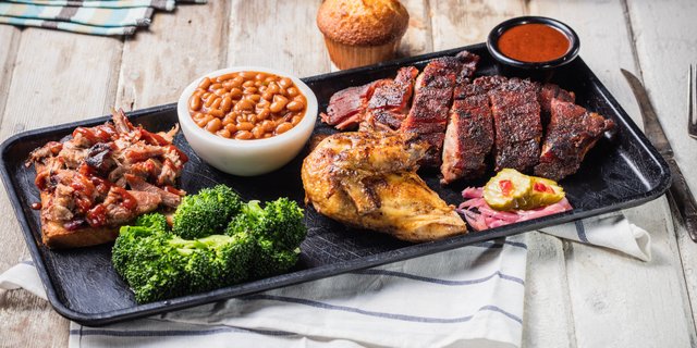 Famous Triple 'Que Package