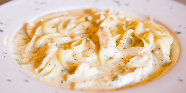 Chicken Fettuccine Alfredo