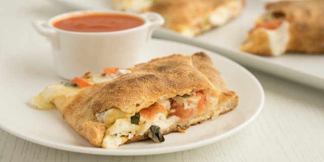 Fresh Way Stromboli