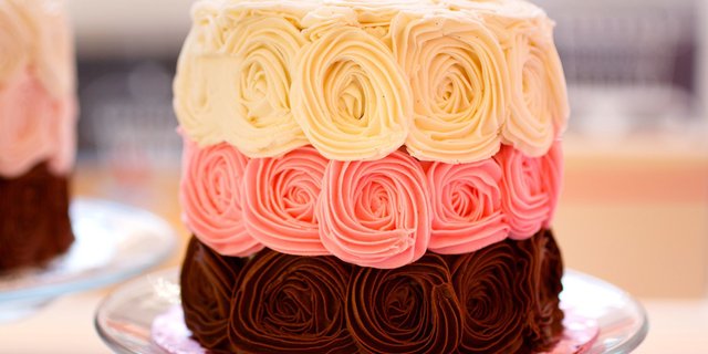 Rose Cake
