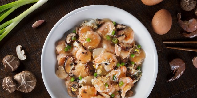 Shrimp w/ Lobster Sauce