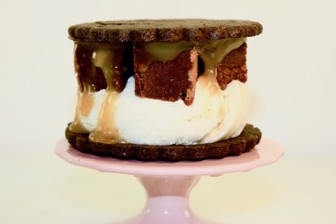 Salted Caramel Brownie Sandwich