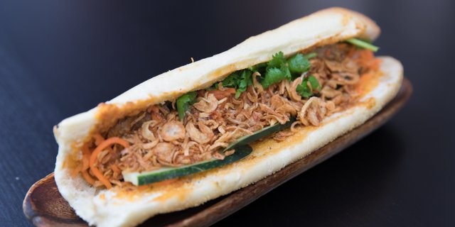 Beef Banh Mi
