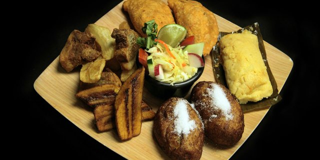 Pulgarcito Platter
