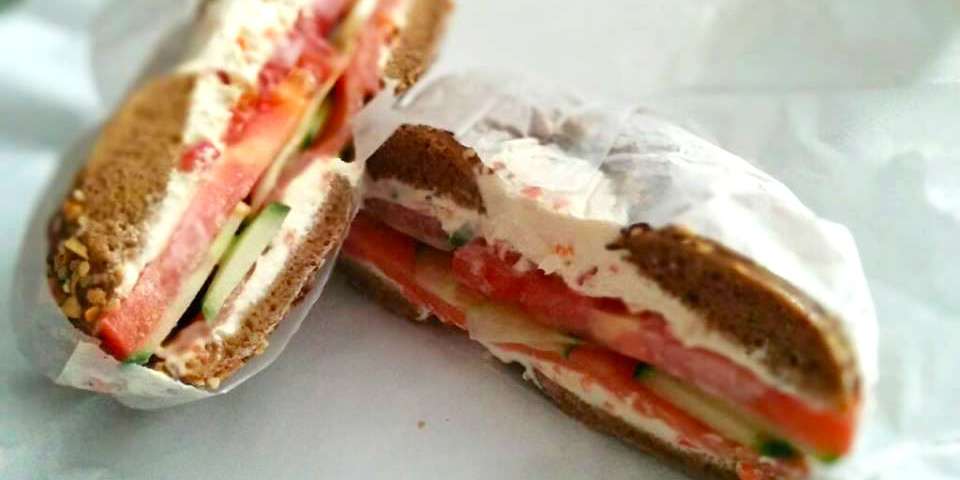 Baz Bagel and Restaurant