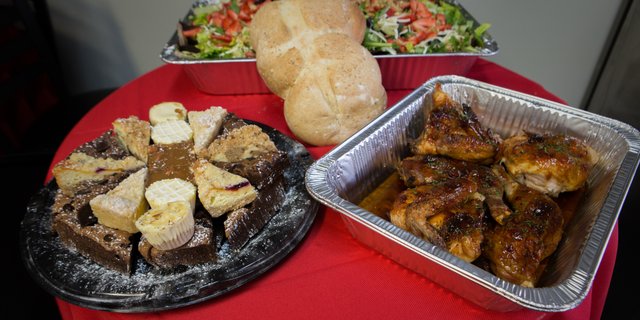 Entree Catering Package