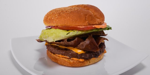 Gyro Cheeseburger