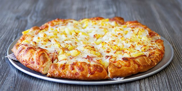 Aloha Hawaiian Pizza