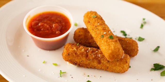 Mozzarella Sticks