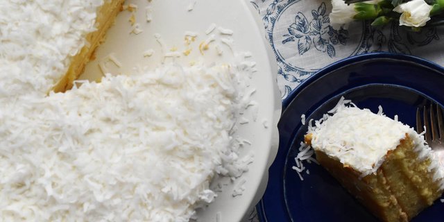Coconut Cream Cake