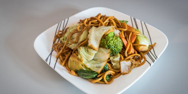 Vegetable Chow Mein