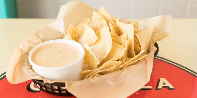 Chips & Queso