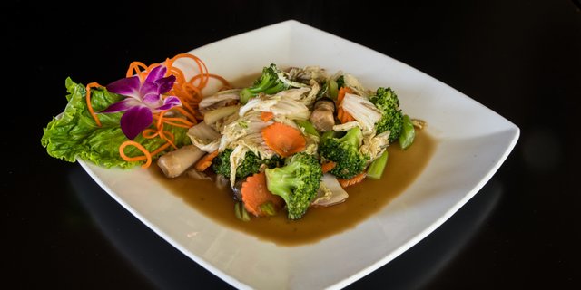 Vegetable Deluxe Entree