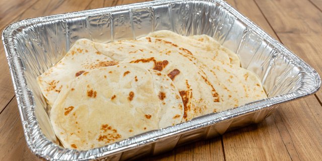 Dozen El Machino Flour Tortillas