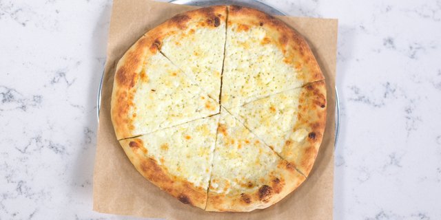 Great White Pizza