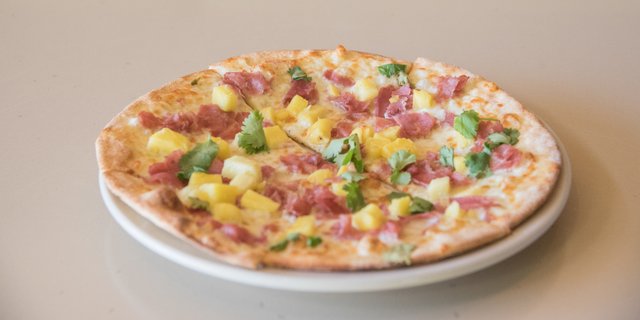 Hawaiian Pizza