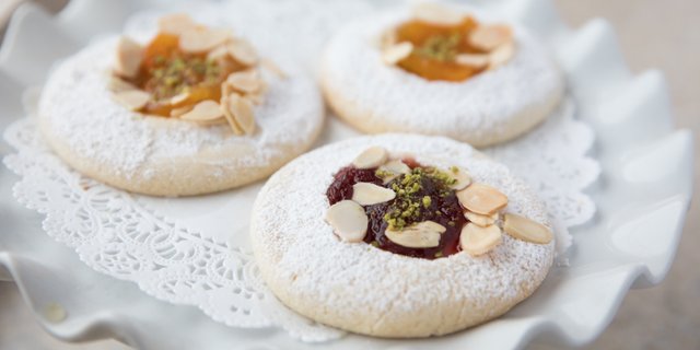 Buttery Jam Cookie