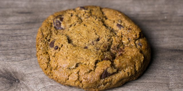 Vegan Chocolate Chip Cookie